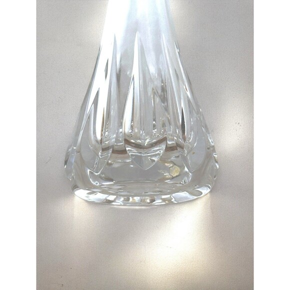 8 Inches Crystal Stem Vase with fluted heavy base and angled mouth - Picture 8 of 9